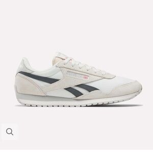 Reebok Classic AZ in chalk and green, 8.5